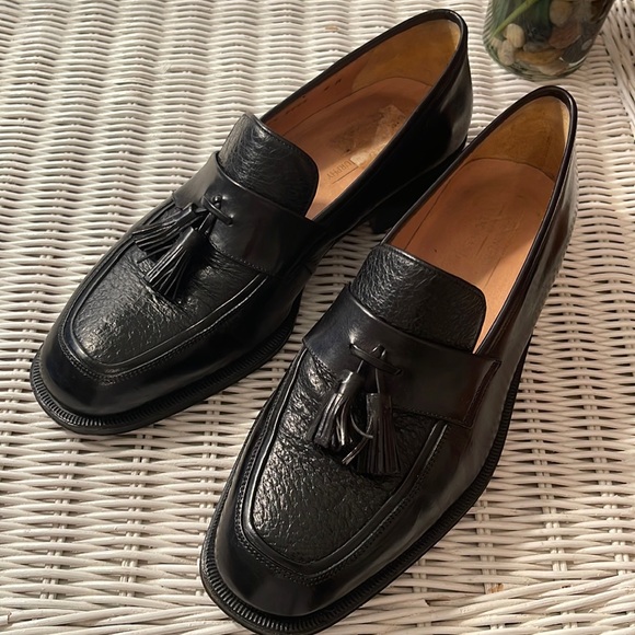 Johnston & Murphy Other - LIKE NEW mens JOHNSTON & MURPHY Black leather shoes. 8M. Worn once. EXCELLENT